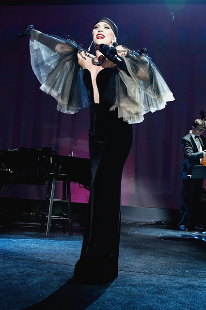 Леди Гага в платье Yanina Couture
