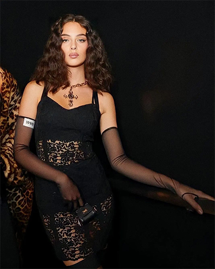 Дева Кассель на показе Dolce & Gabbana